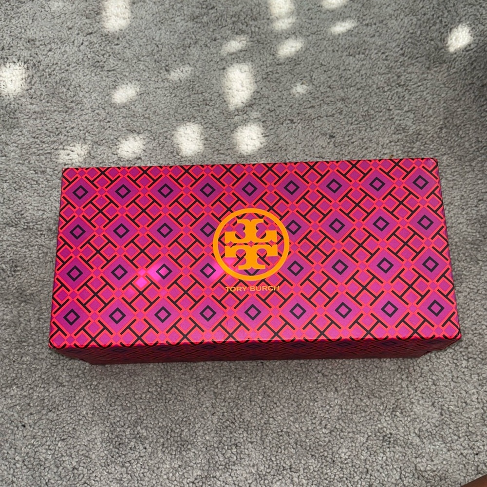 Tory Burch shoebox
